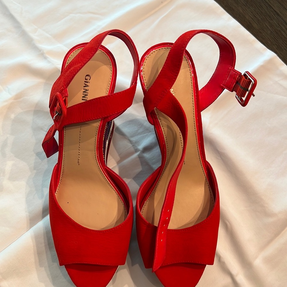 Gianni Bini Sandal Wedge